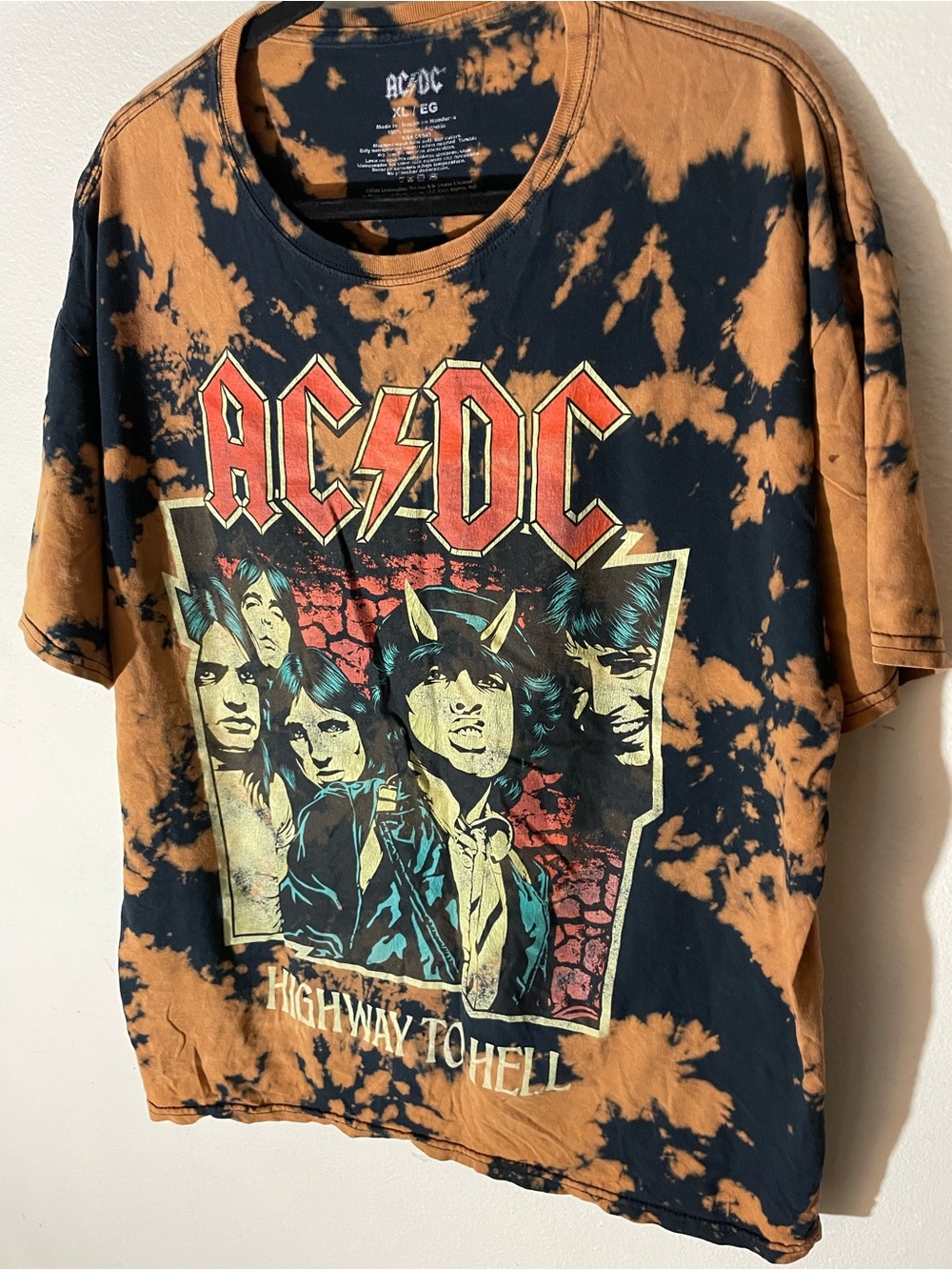 AC/DC Black & Brown Tie-Dye 'Highway to Hell' Graphic Tee